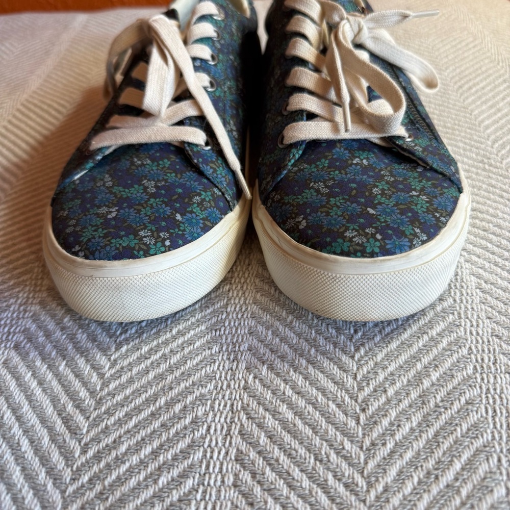 Taos Footwear Blue Floral Sneakers - Picture 3 of 11